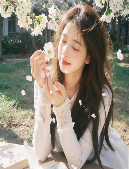 女人手表钢表带_幸福的黄色电影_幸福草电视剧在线观看